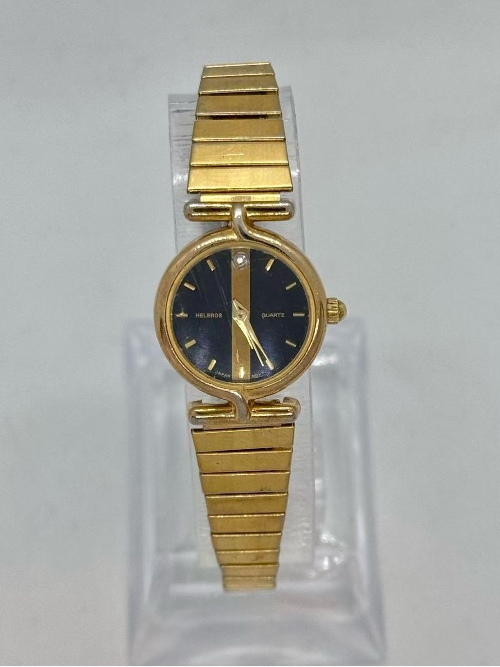 Vintage Helbros Women’s Quartz Gold Tone Watch 19mm Black Dial New Battery Runs